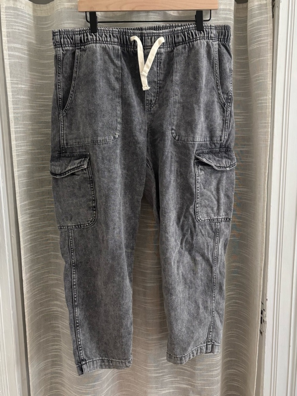 GAP Acid Wash Gray Cargo Joggers with Drawstring